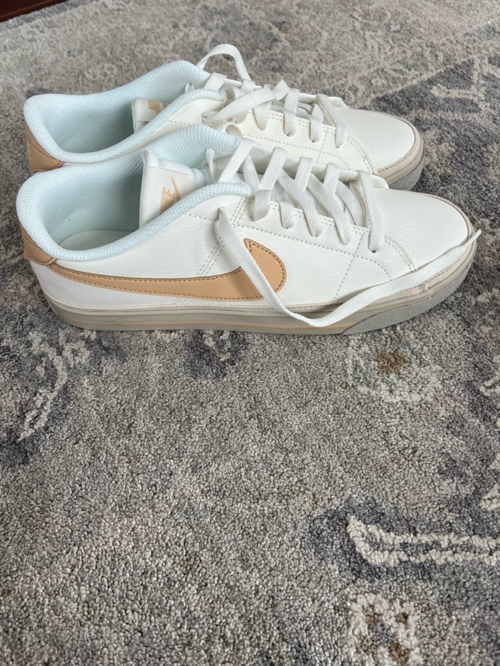 Nike Court Legacy NN (women’s)